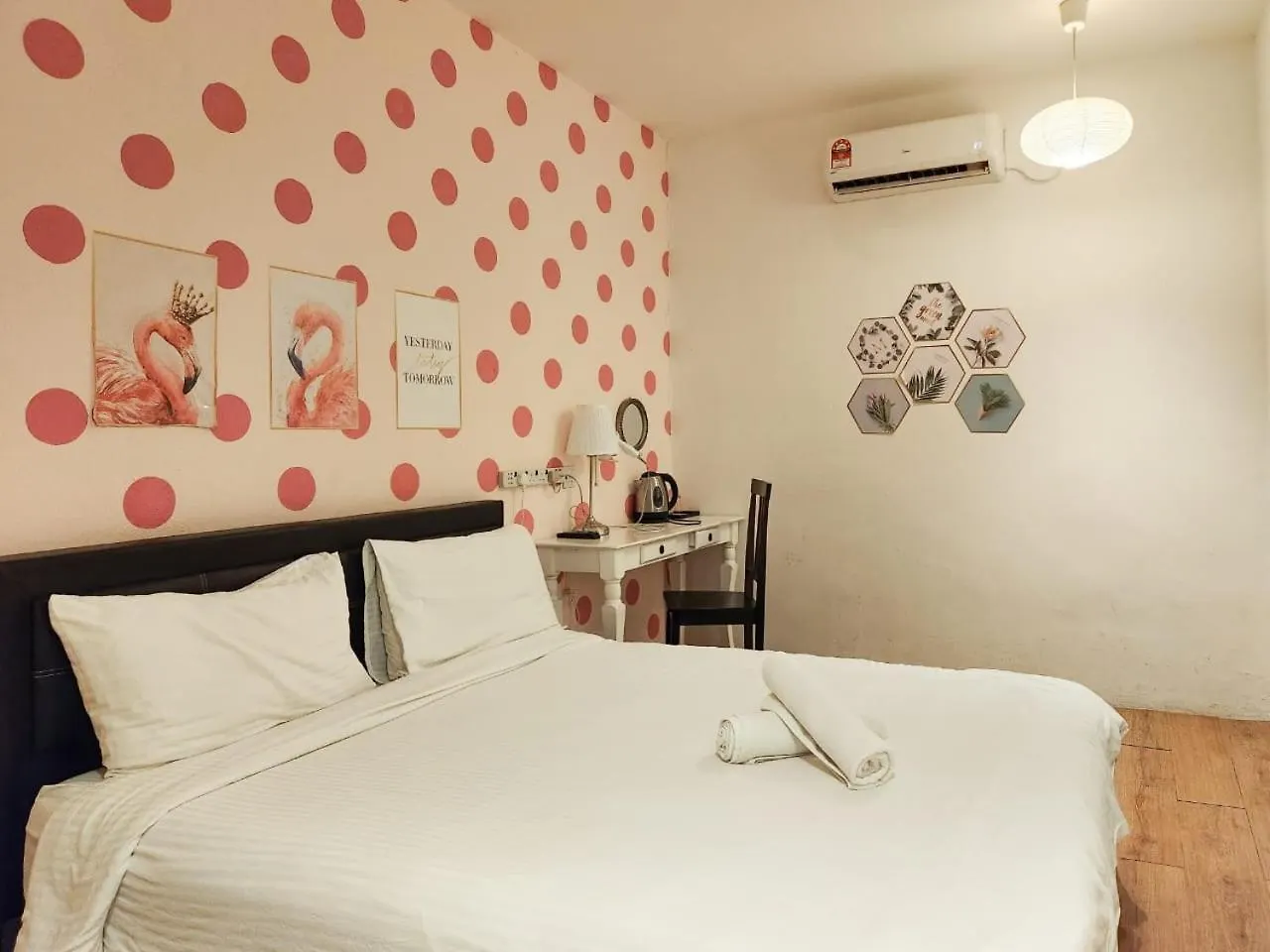 Elephant House Hotel George Town